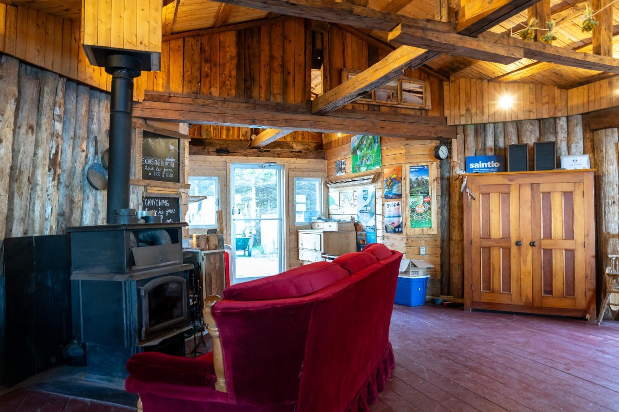 Auberge/Chalet Griffon Aventure L'Anse-au-Griffon Exterior foto